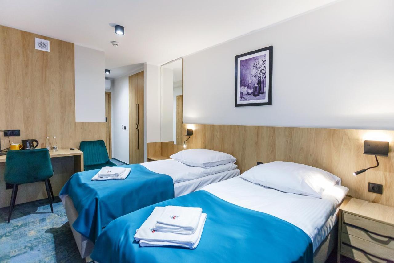 Hotel Gromada Lomza Bagian luar foto